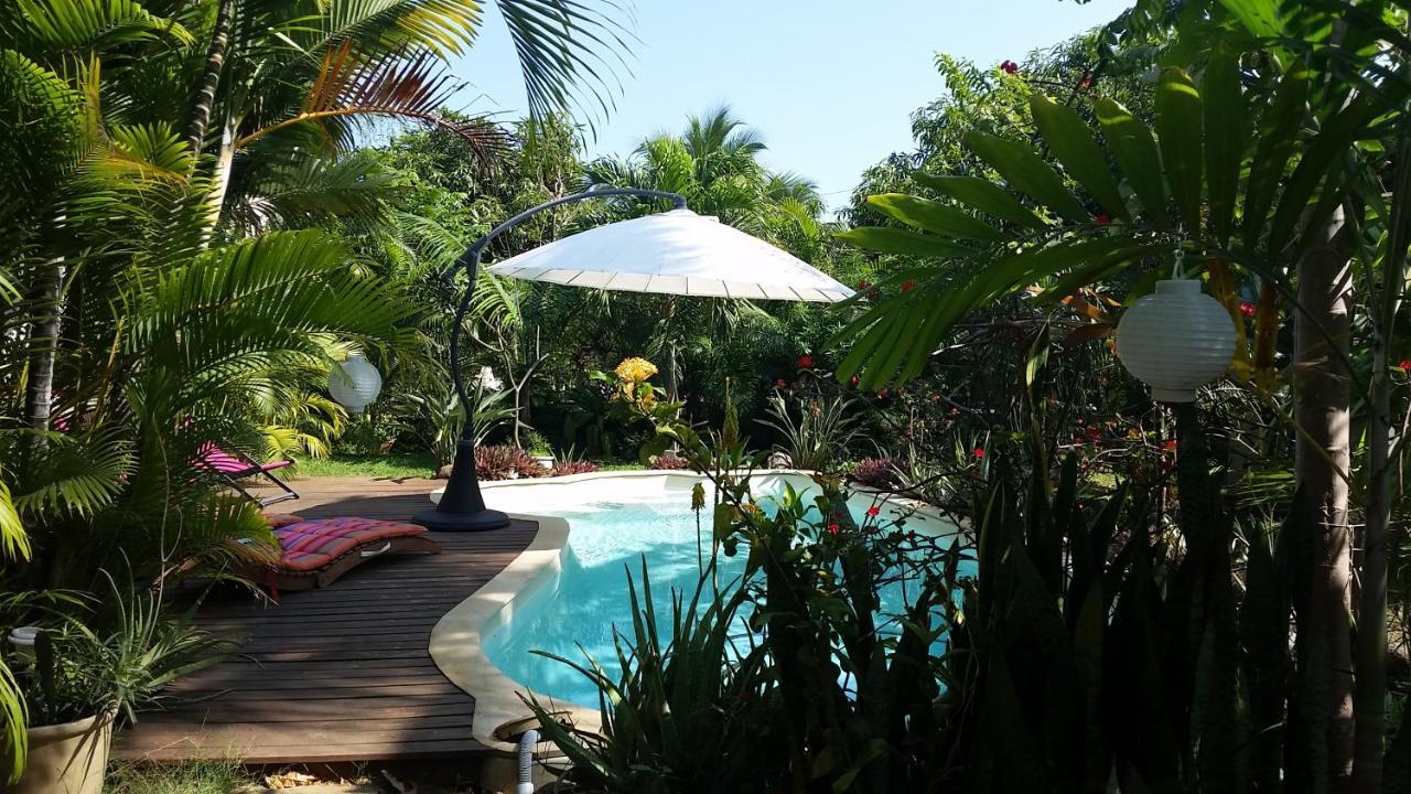 Maison Meublee Avec Piscine Pres Du Lagon 라 살린 레 뱅 외부 사진